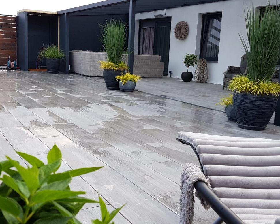 Groot en luxe dakterras aanleggen in Geleen